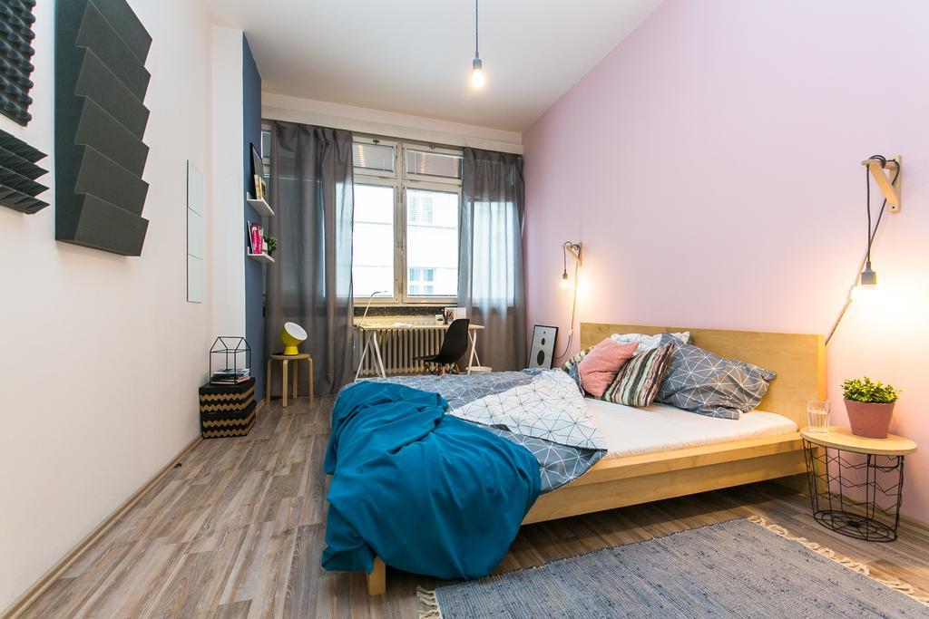 Apartments Ve Smeckach 27 Prága Kültér fotó