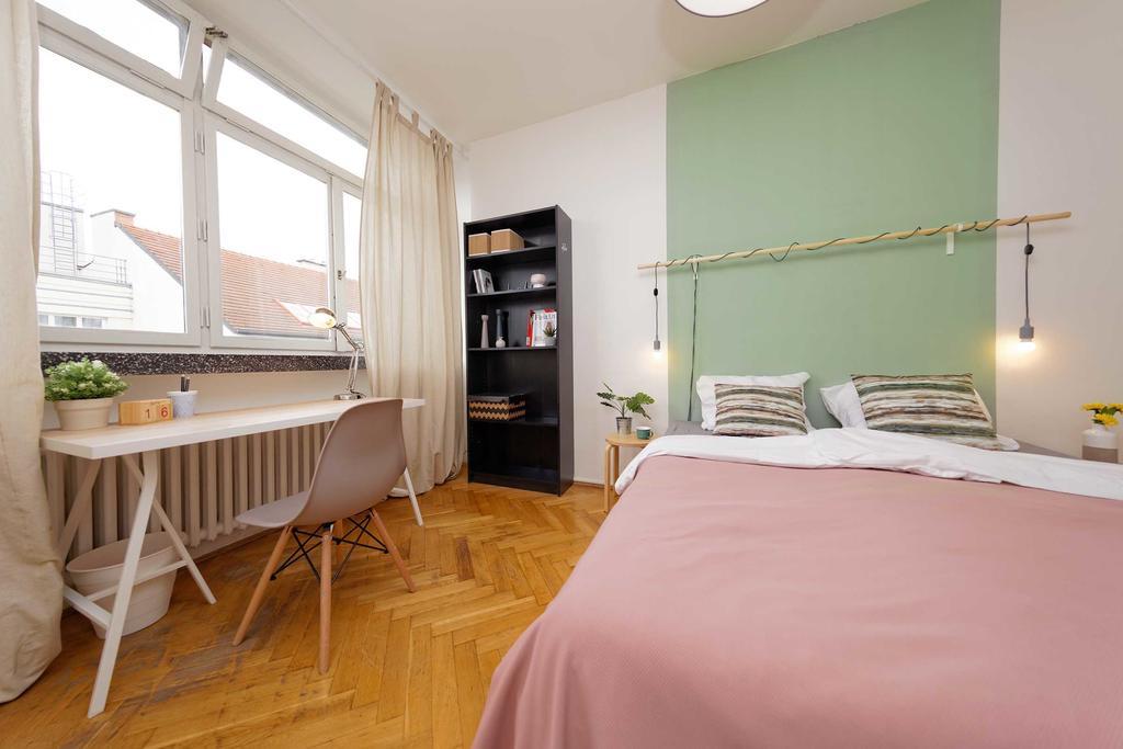 Apartments Ve Smeckach 27 Prága Kültér fotó