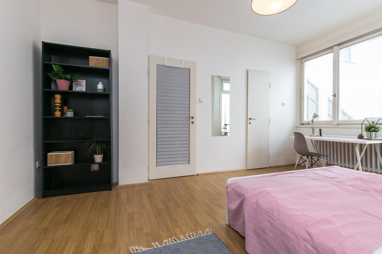 Apartments Ve Smeckach 27 Prága Kültér fotó